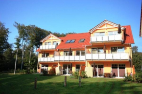 Schöne Ferienwohnung in Koserow mit Grill, Garten und Terrasse oder Balkon, Koserow